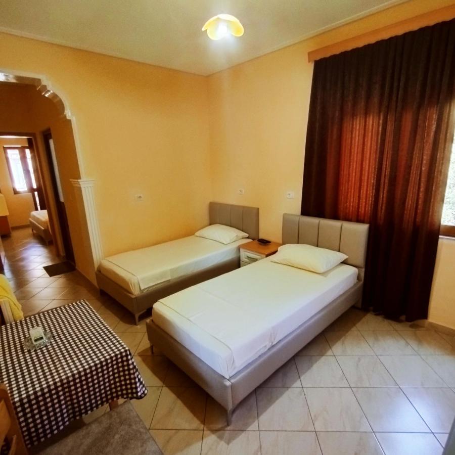 Mejdi Apartments Sarandë Quarto foto