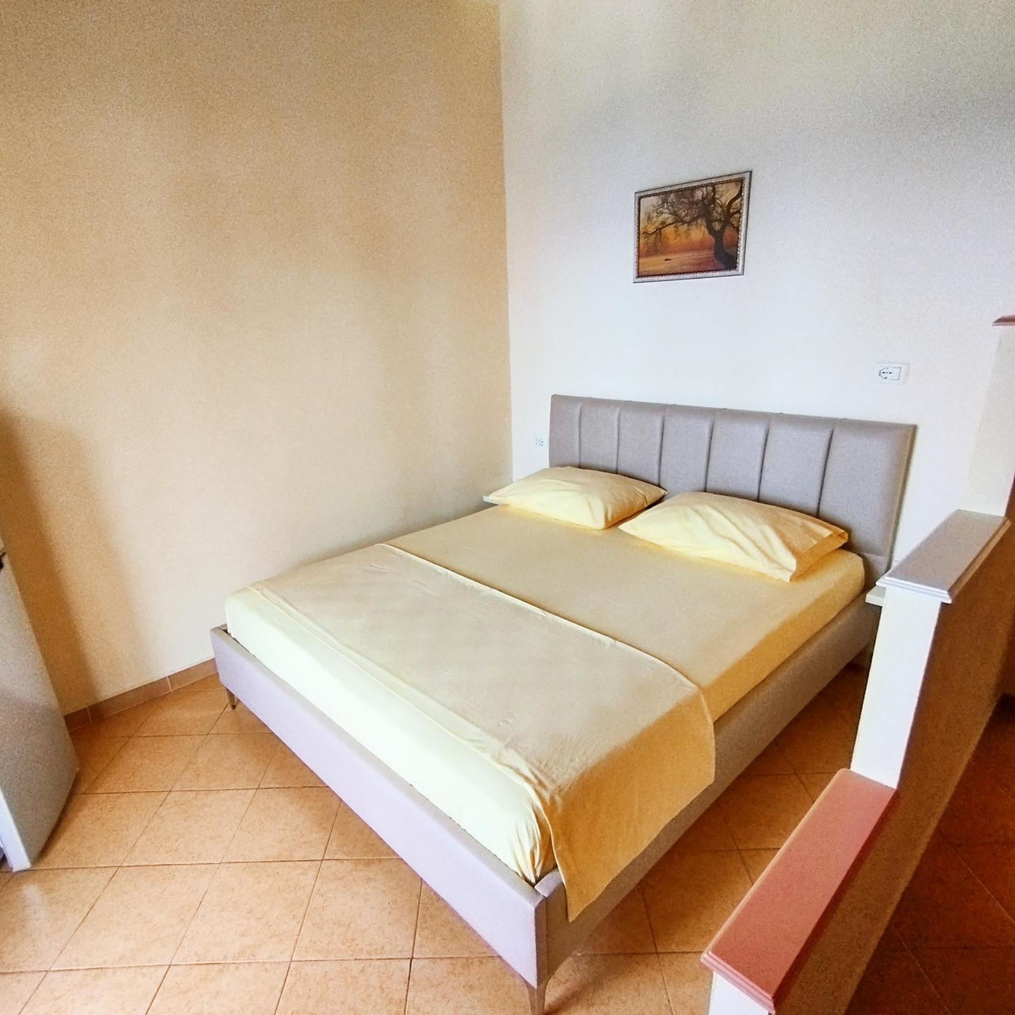 Mejdi Apartments Sarandë Quarto foto