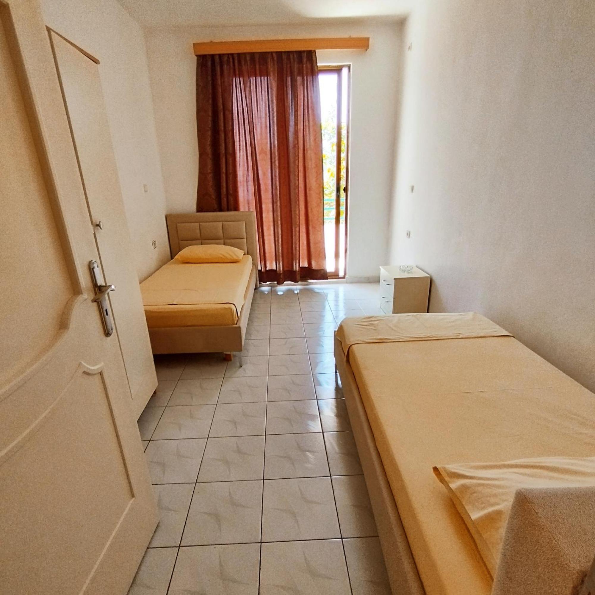 Mejdi Apartments Sarandë Quarto foto